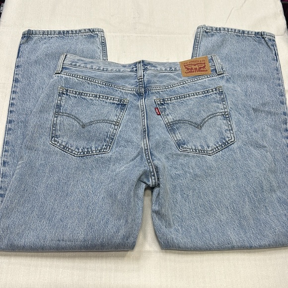 Levi's Light Blue Jeans - Picture 4 of 6
